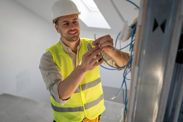 Best Local Electrician Companies  in Fresno, CA